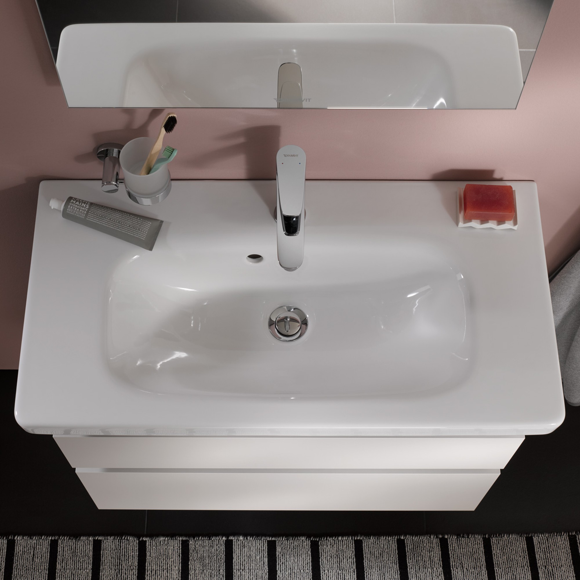 Zona lavabo della serie DuraStyle di Duravit vista dall'alto