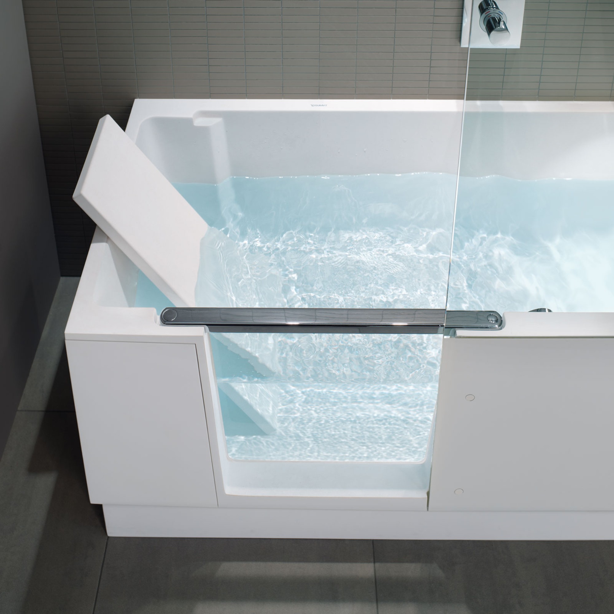 Barrierefreie Badewanne