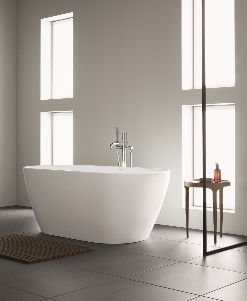 Duravit D-Neo bathroom with turquoise wall and colorful accessories