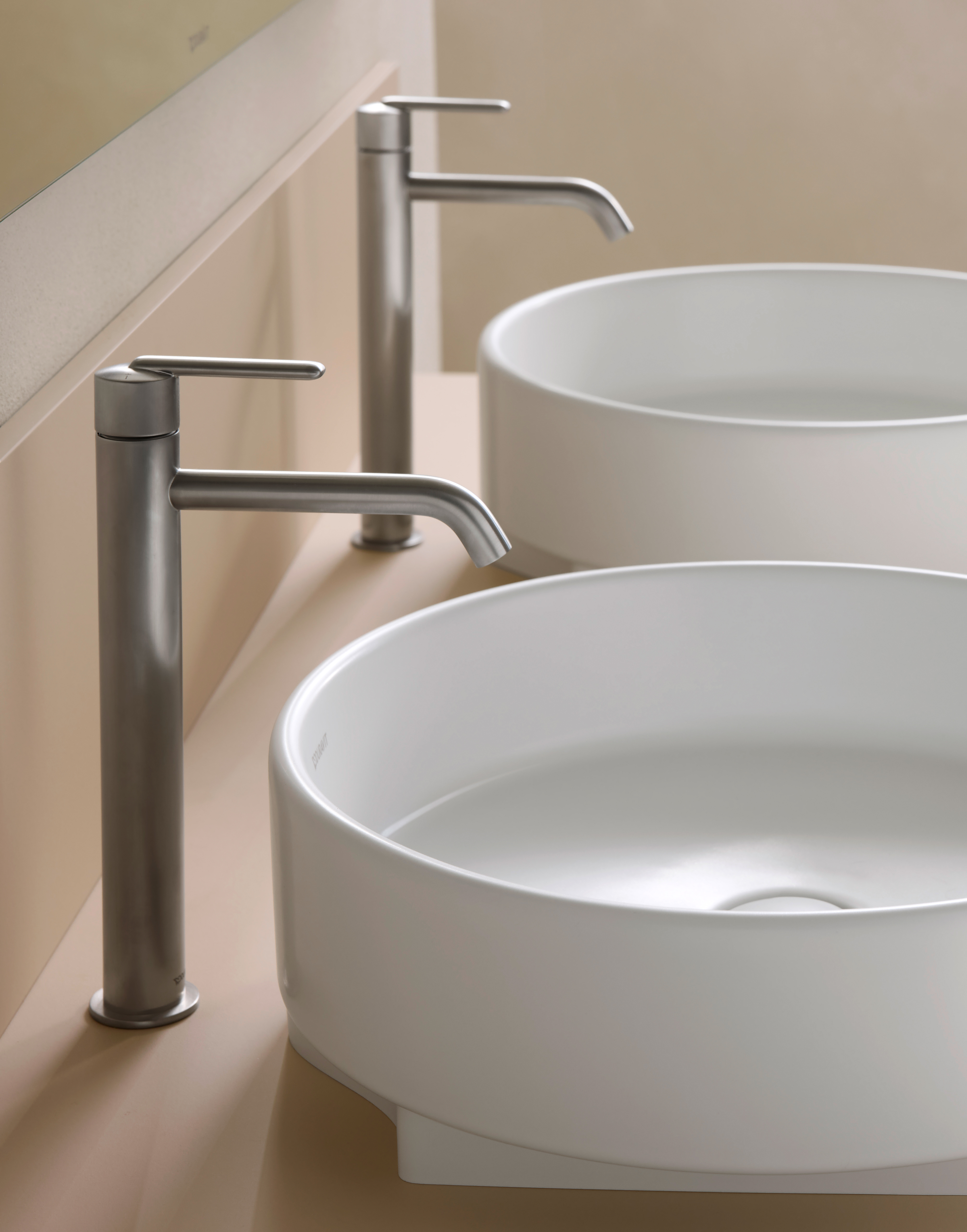 Aufsatzwaschbecken der Serie Duravit Balcoon in Weiß