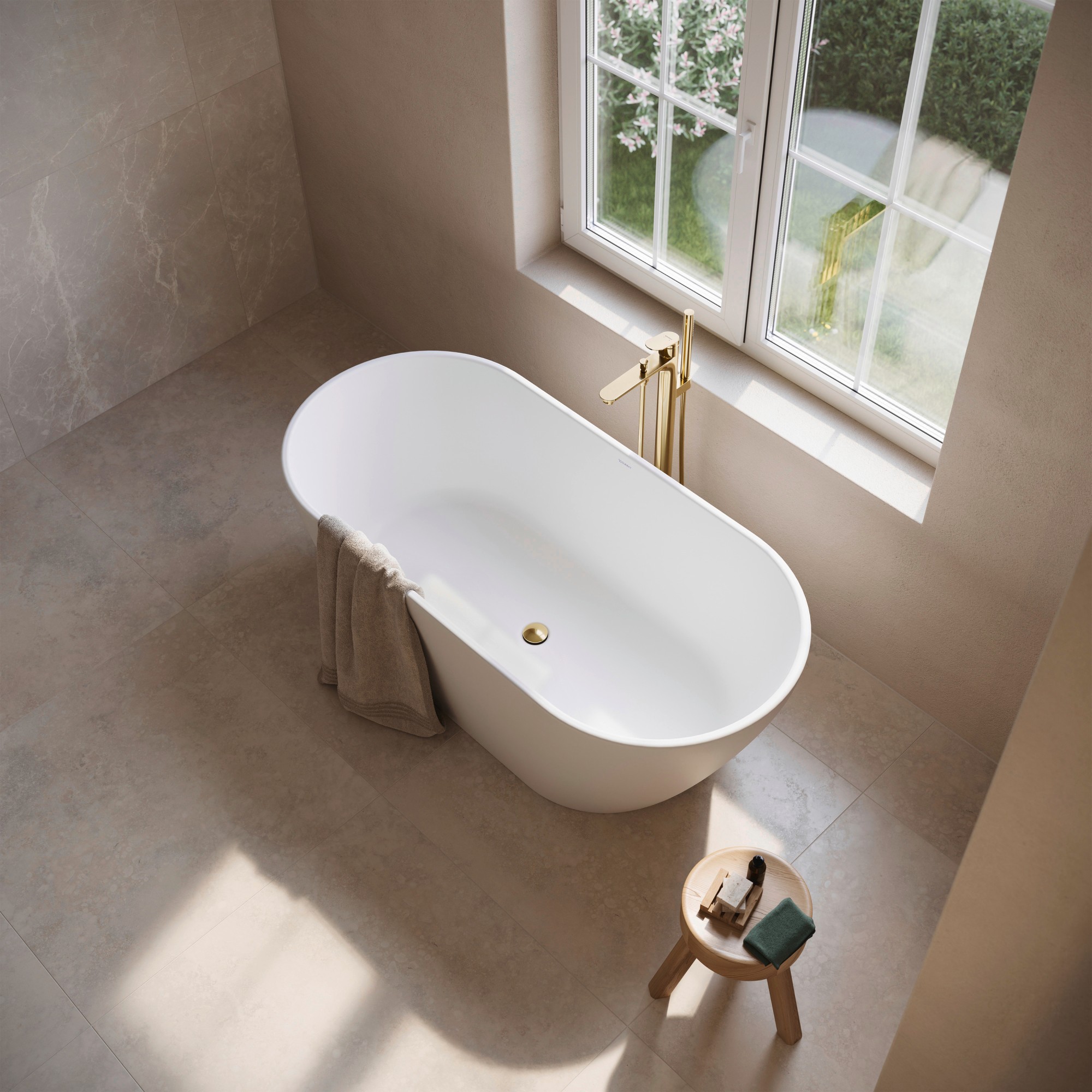 Bañera de Duravit llena de agua