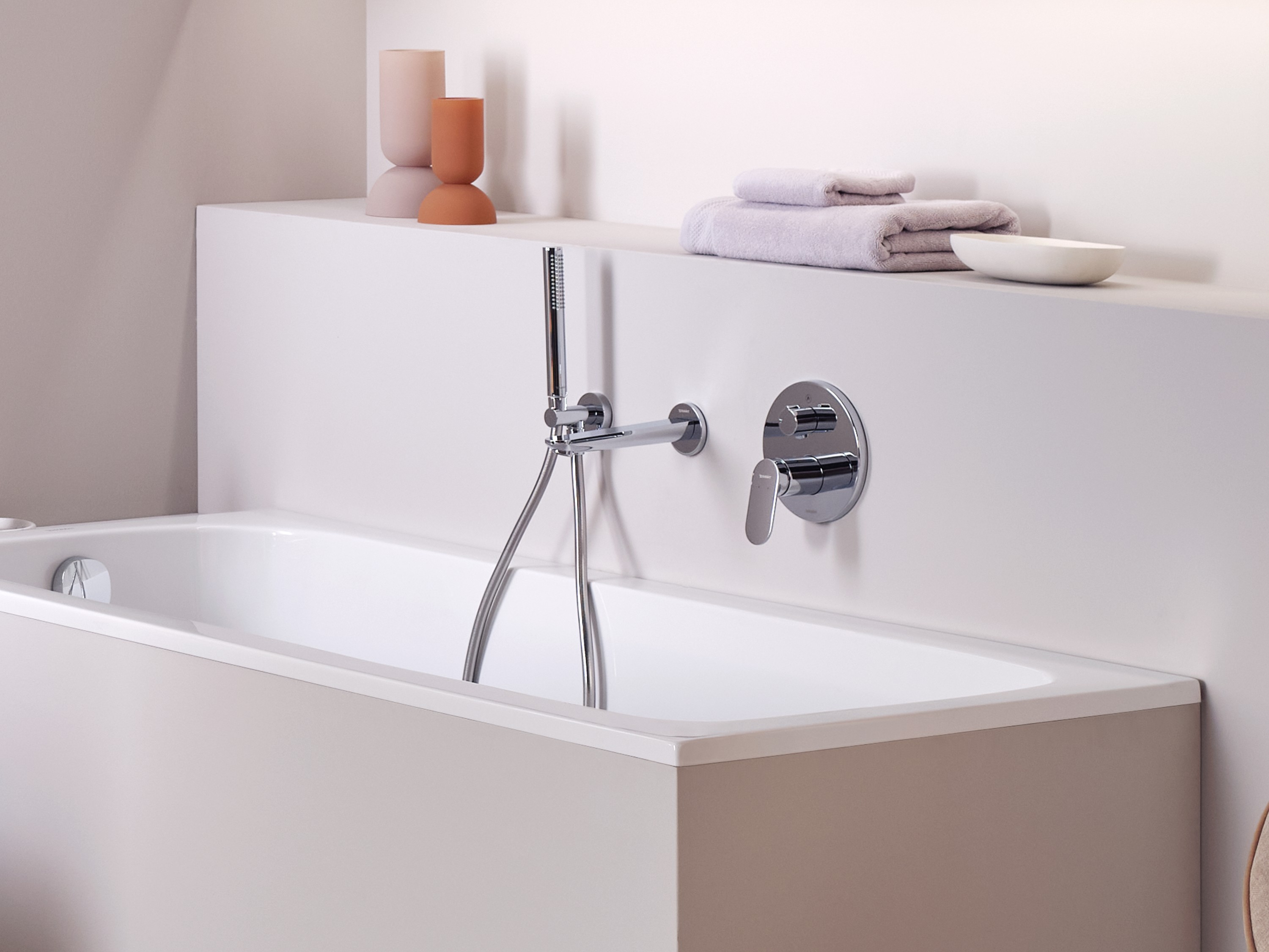 Studio F. A. Porsche Collection Bathtub with bathtub faucet from the Wave series