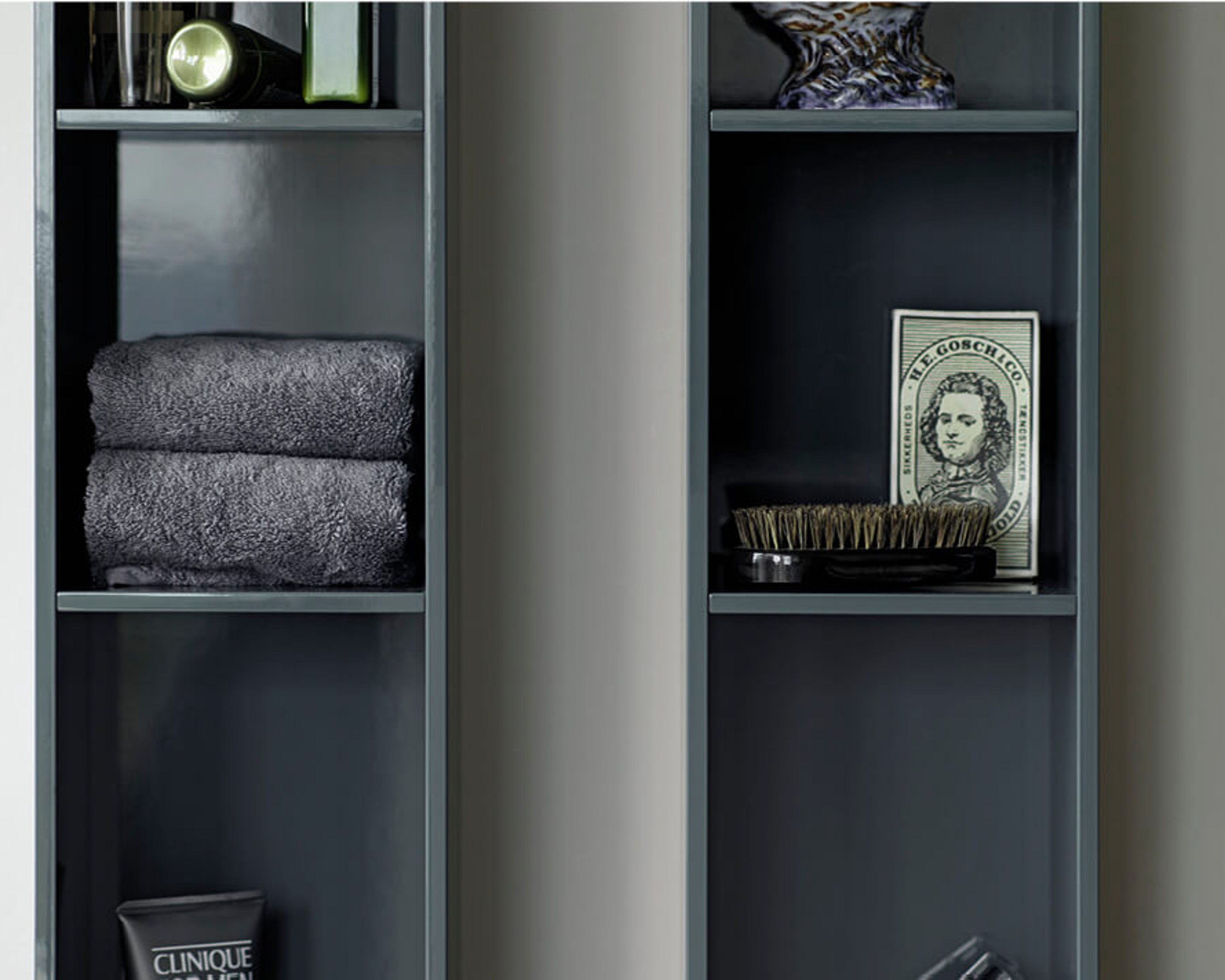 L-Cube Regal vertikal mit offenen Fächern