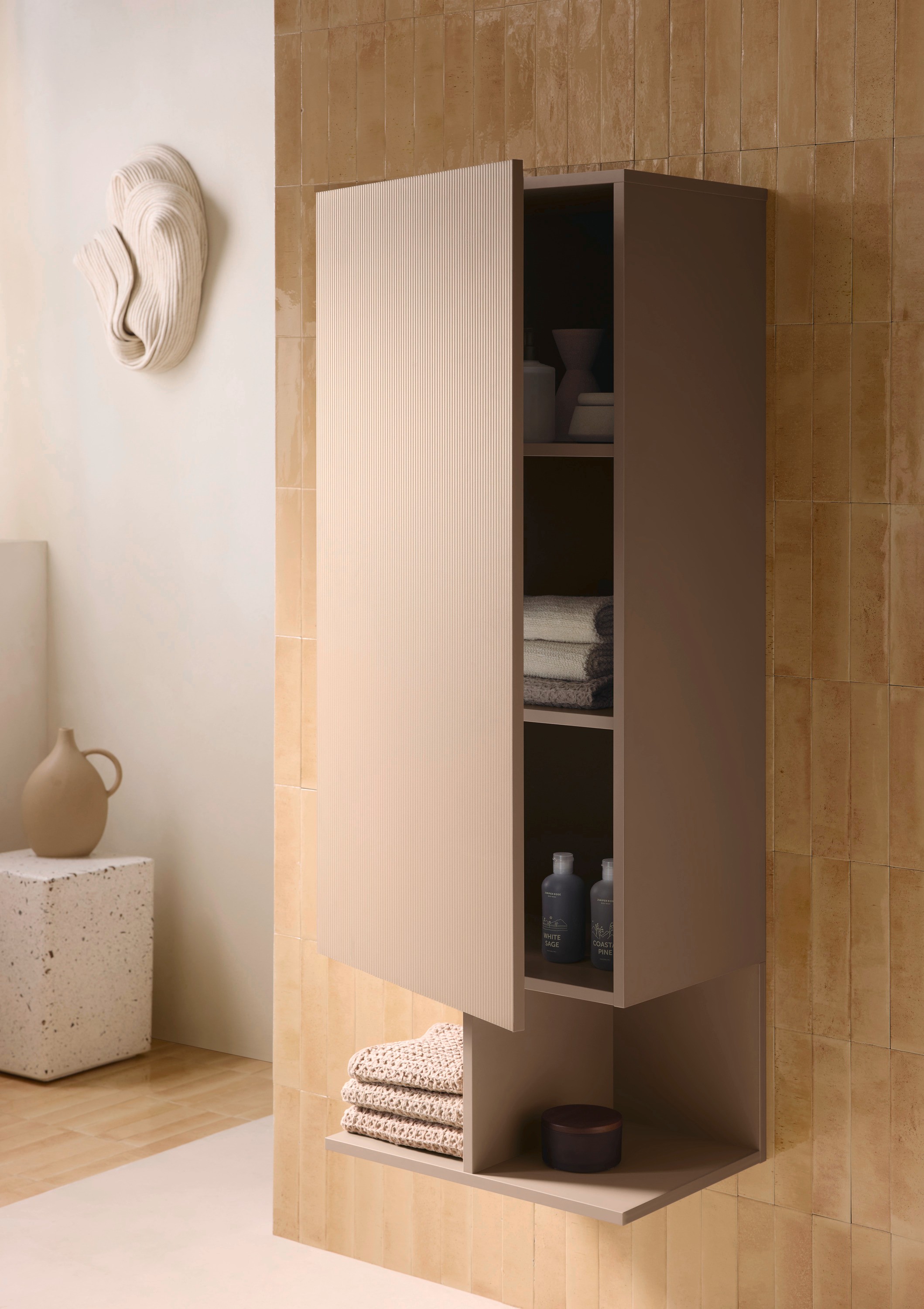 Wall-mounted semi-tall cabinet from the Duravit Balcoon series