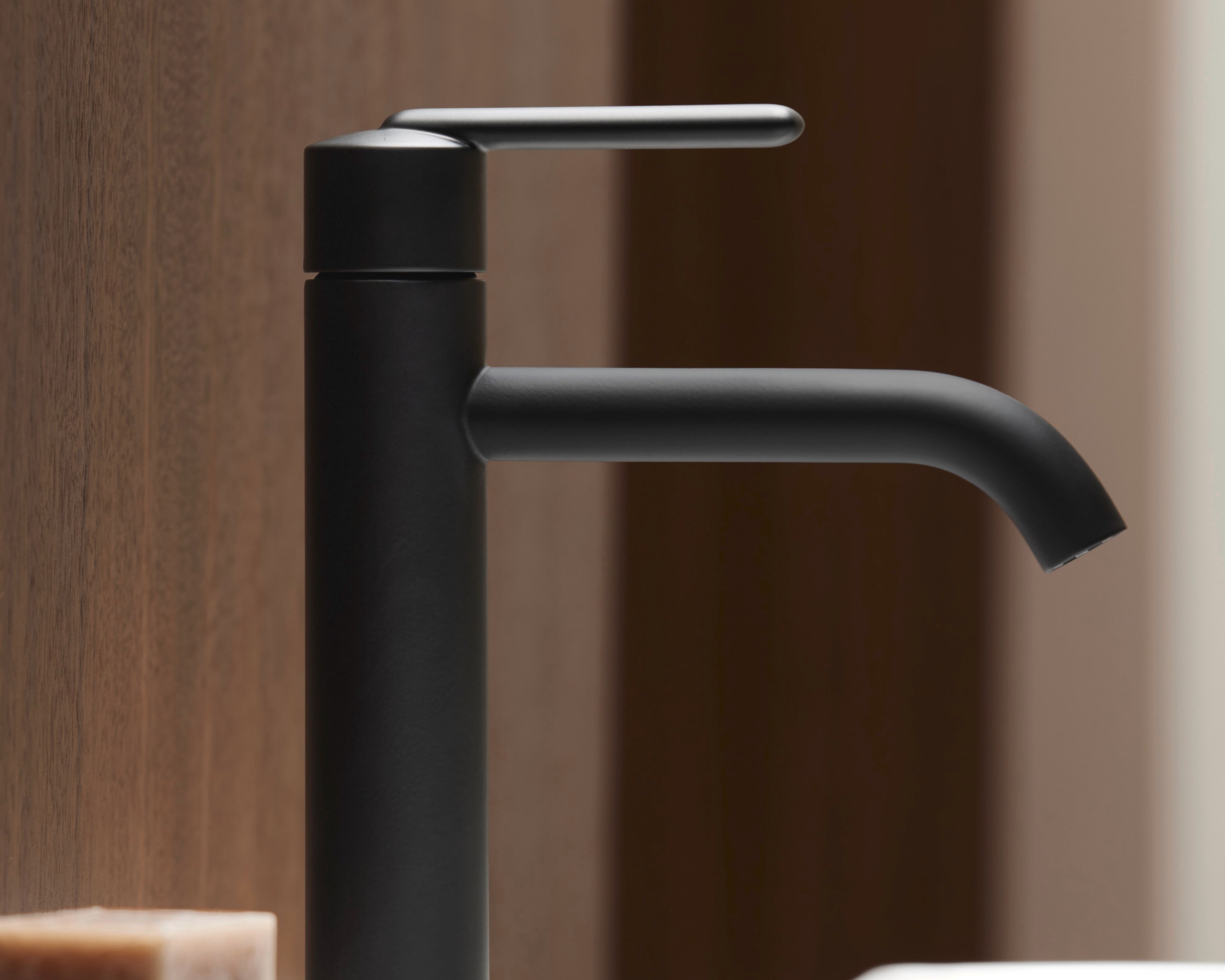 Detailed view of a sink faucet from the Duravit Balcoon series