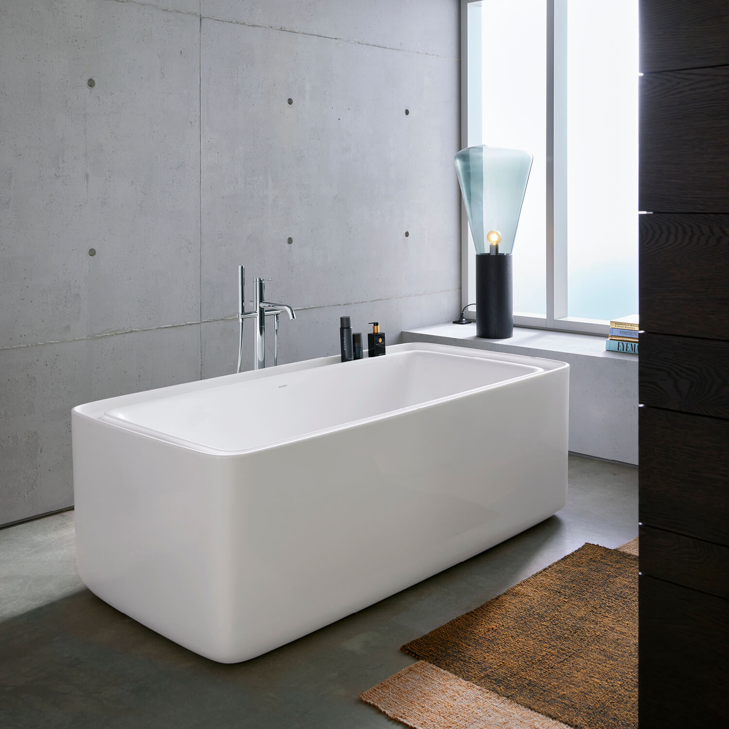 Freistehende Badewanne der Duravit Serie Bento Starck Box