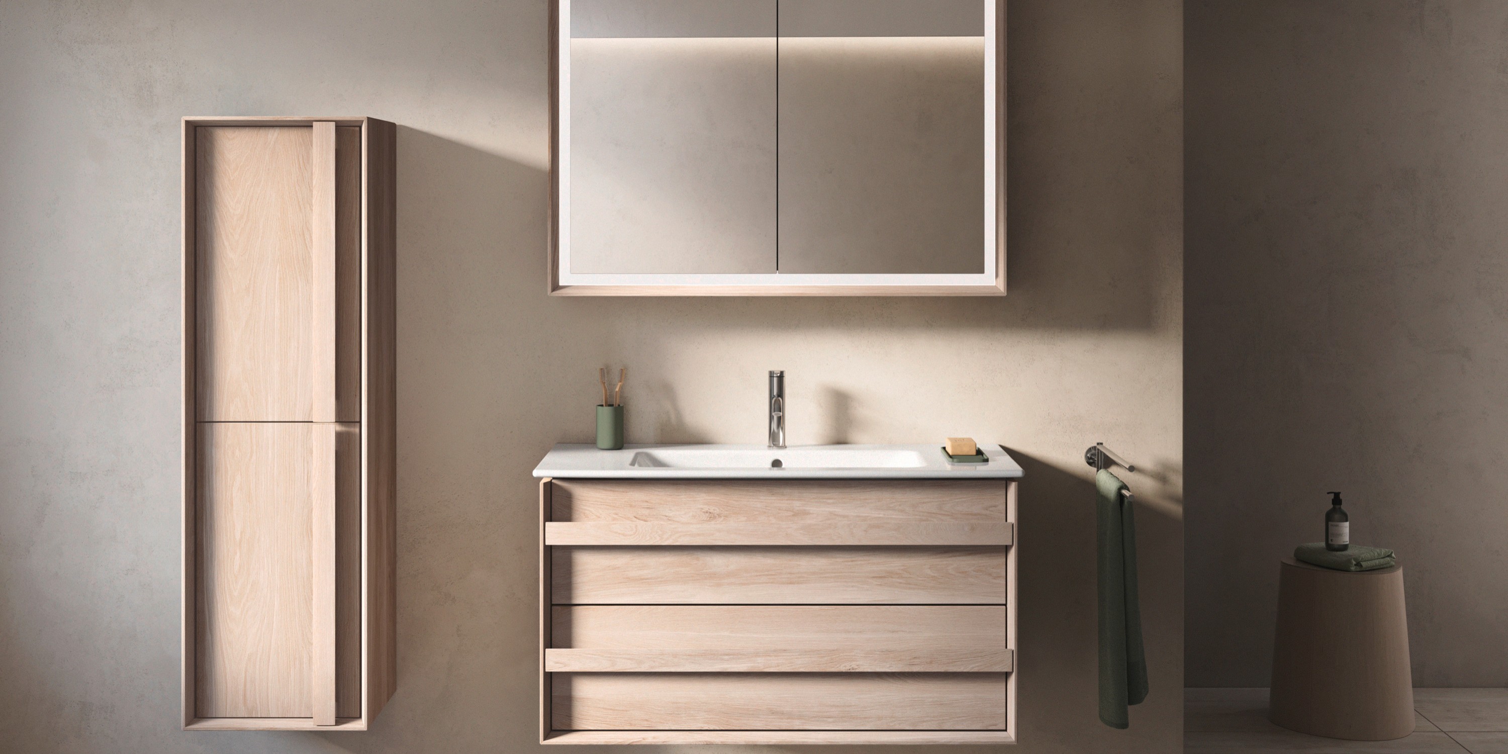 Comfortably furnished bathroom with tall cabinets and vanity unit from the Duravit Ocavo series