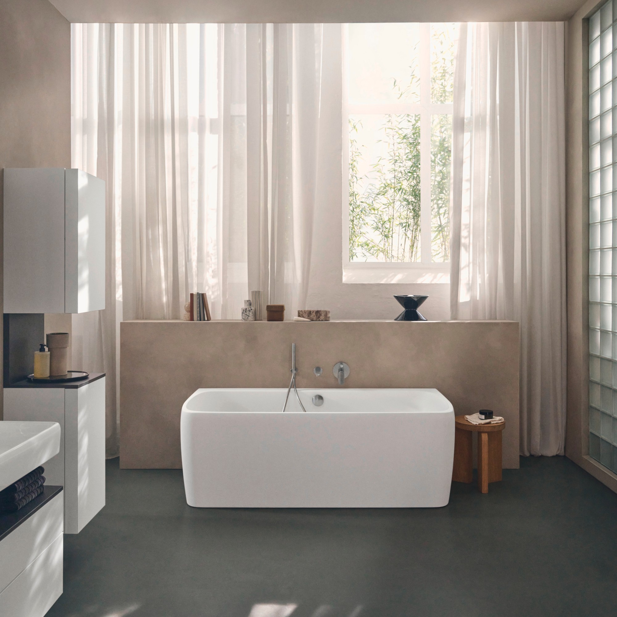 Collection One Freestanding Bathtub