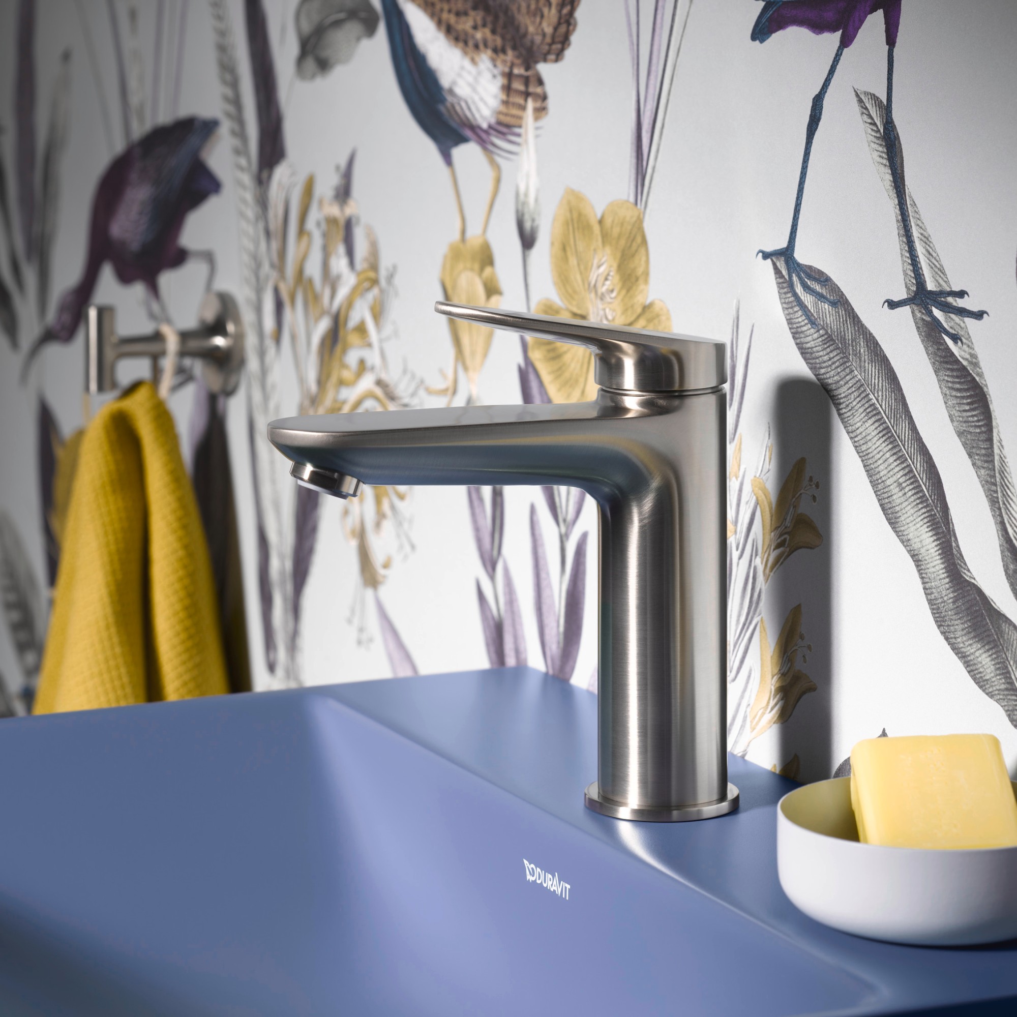 Einhebel-Waschtischmischer der Serie Duravit Wave in gebürstetem Edelstahl