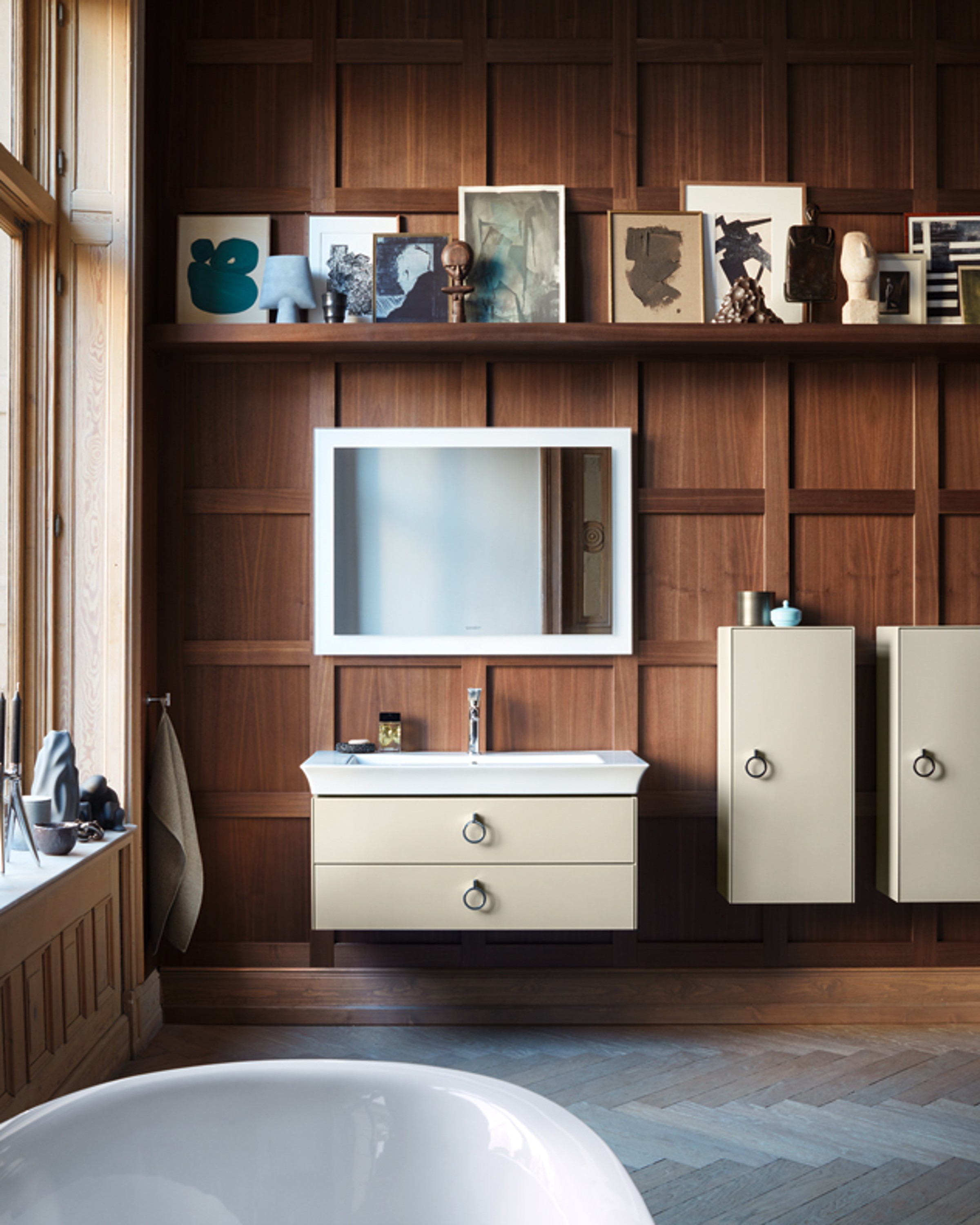 White Tulip complete bathroom 