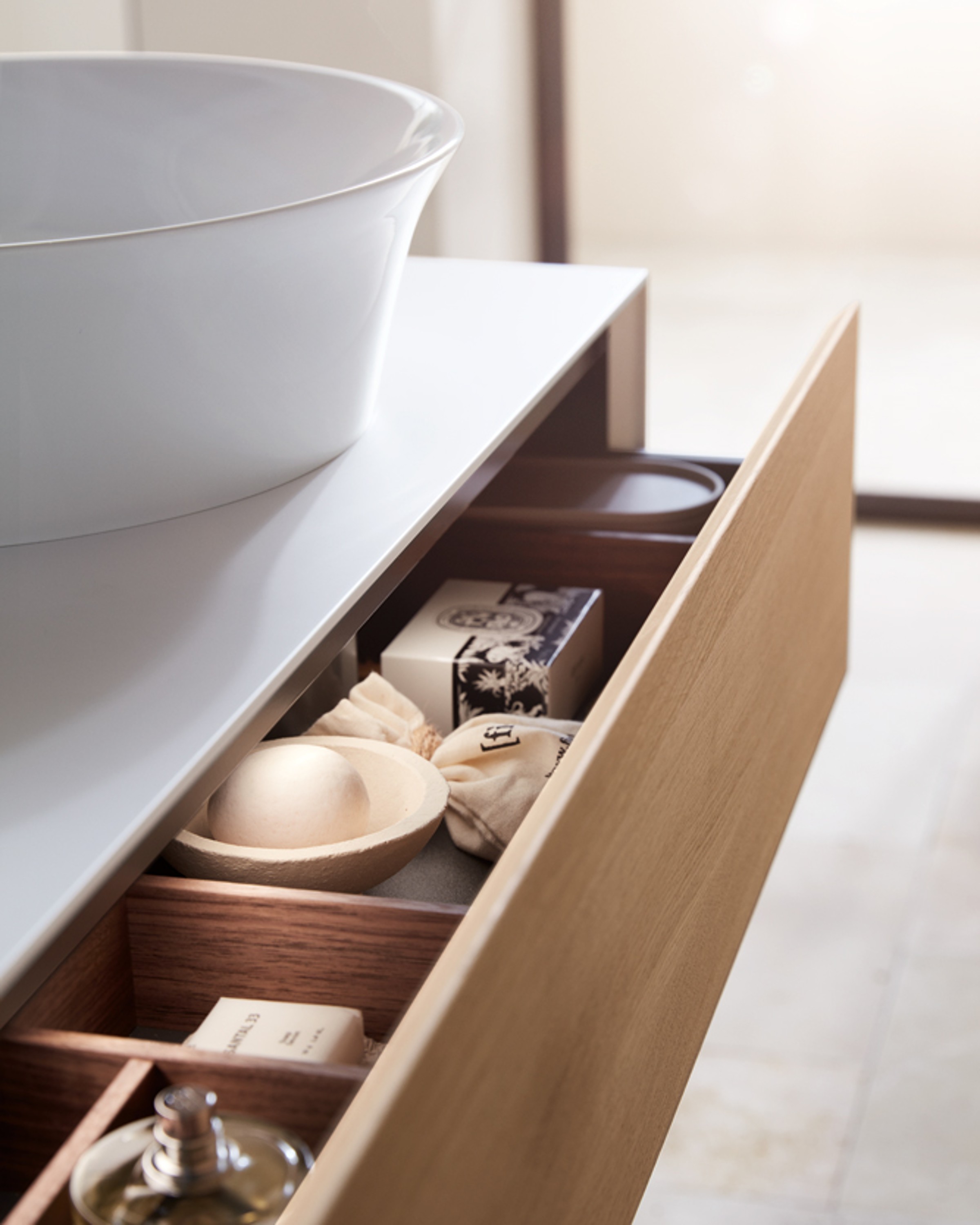 White Tulip vanity unit with open drawer