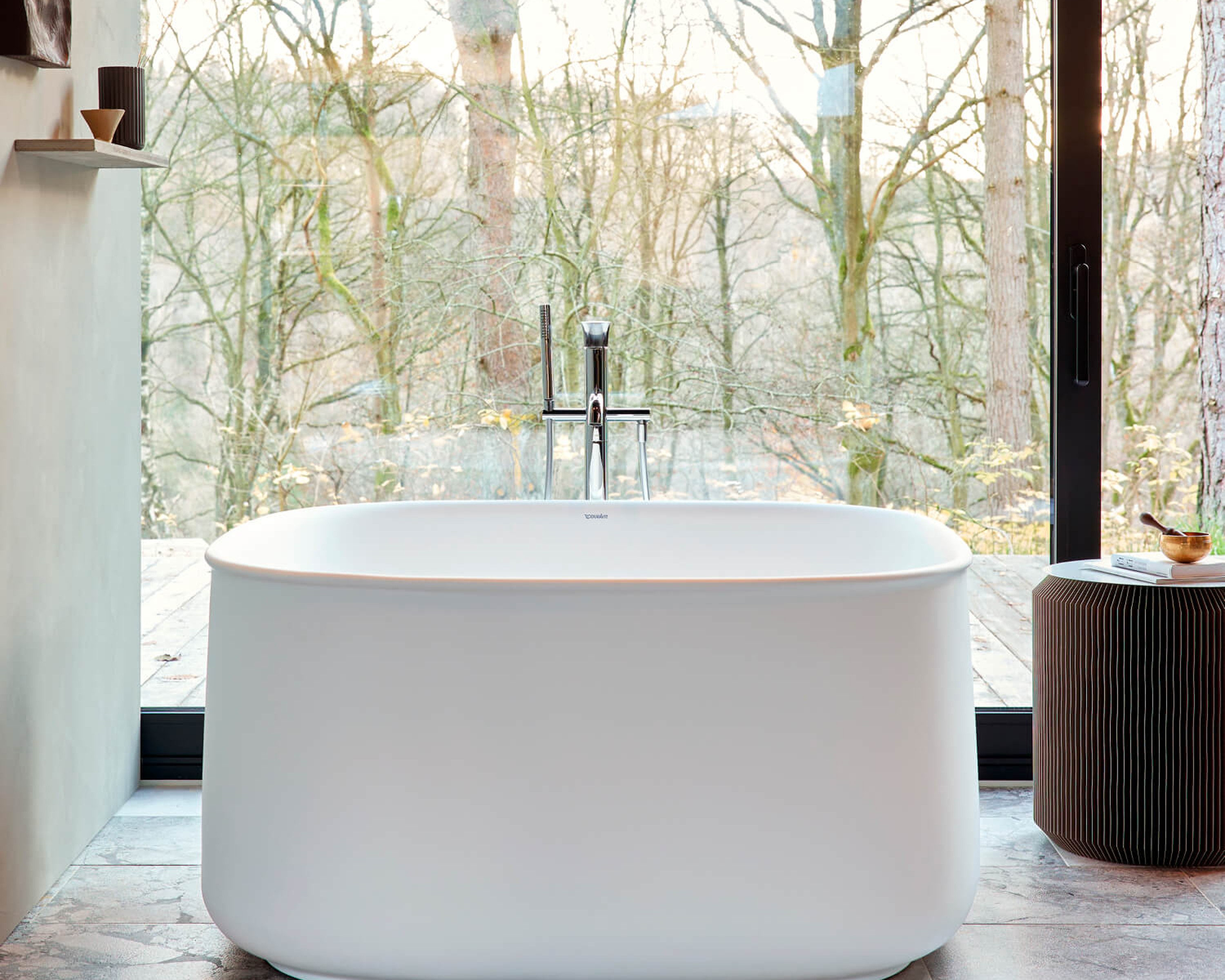 Freestanding Zencha Bathtub, square