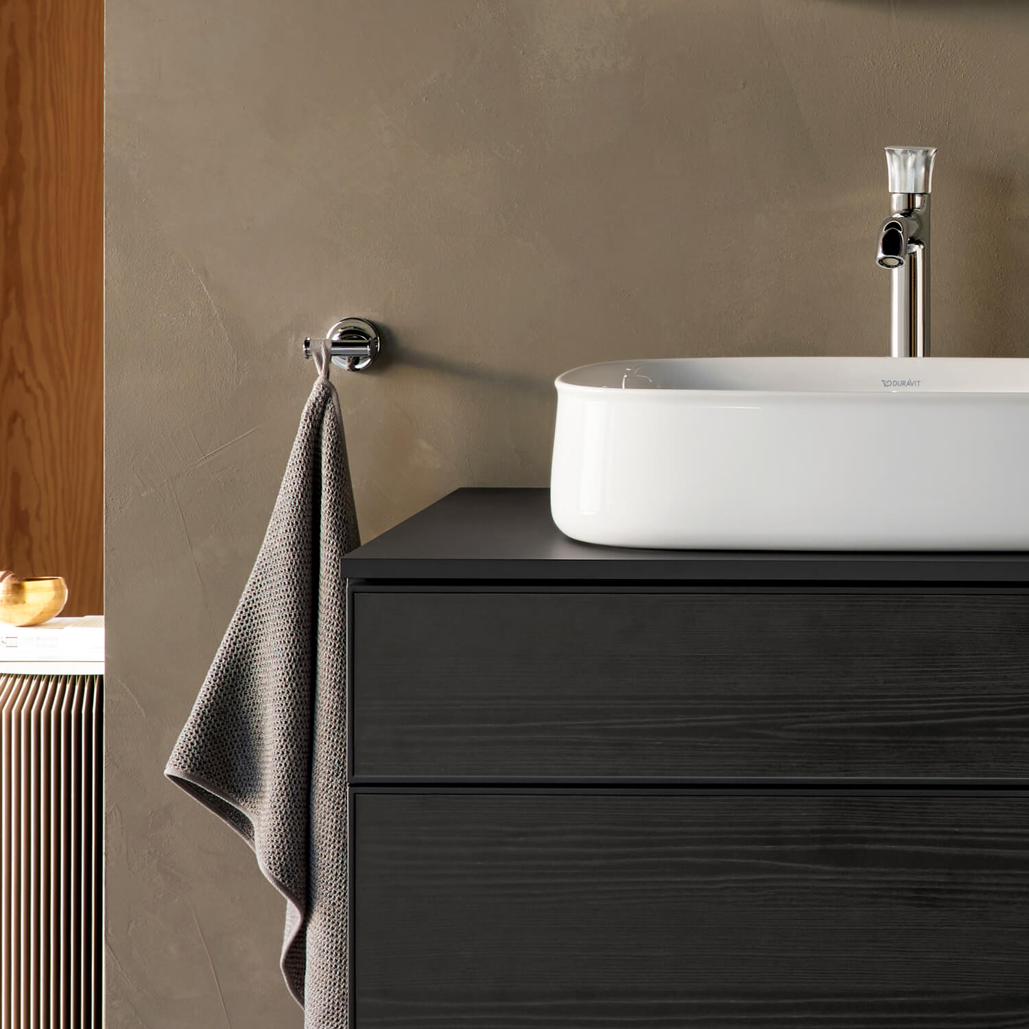 Starck T Accessoire neben Zencha Aufsatzbecken