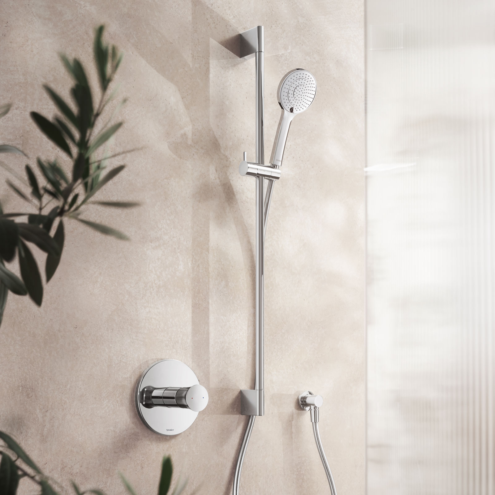 Moderne Dusch-Armatur der Serie White Tulip