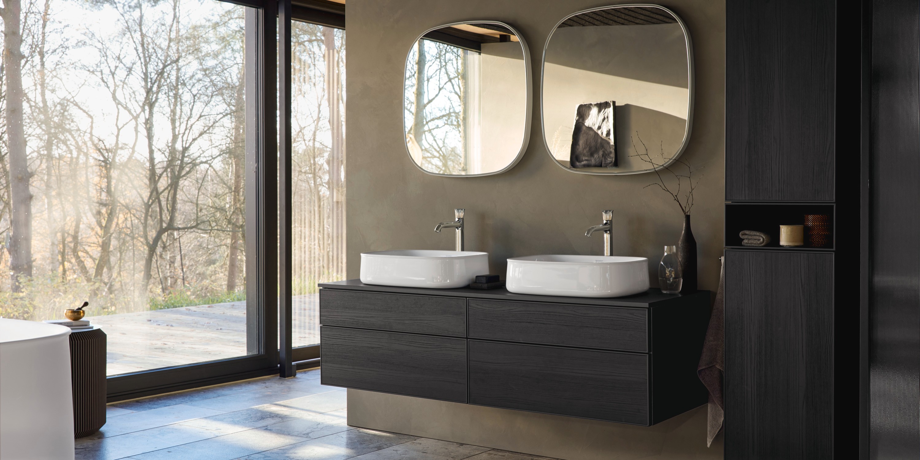 Complete bathroom from the Zencha series by Duravit 