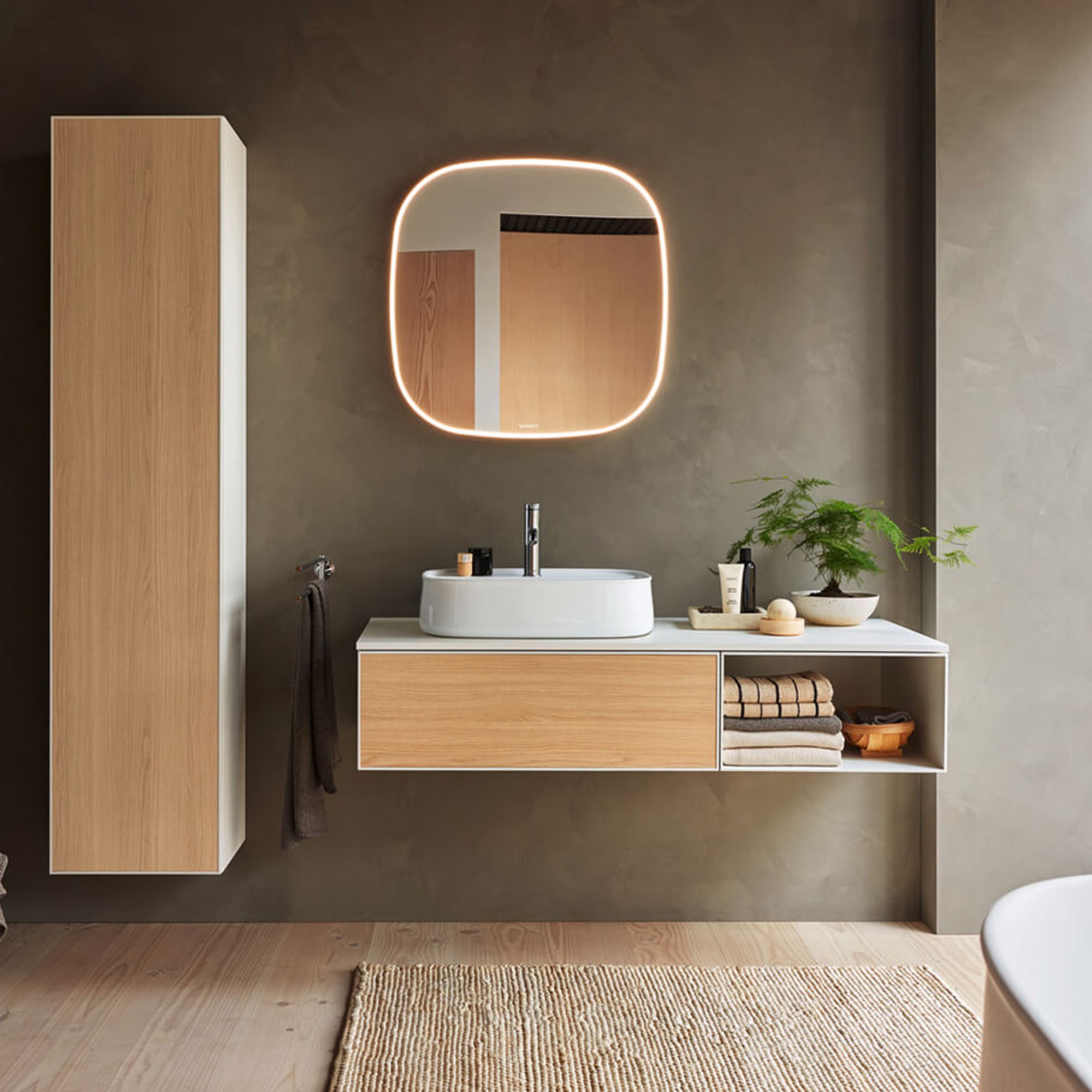 Heller Waschplatz der Serie Duravit Zencha