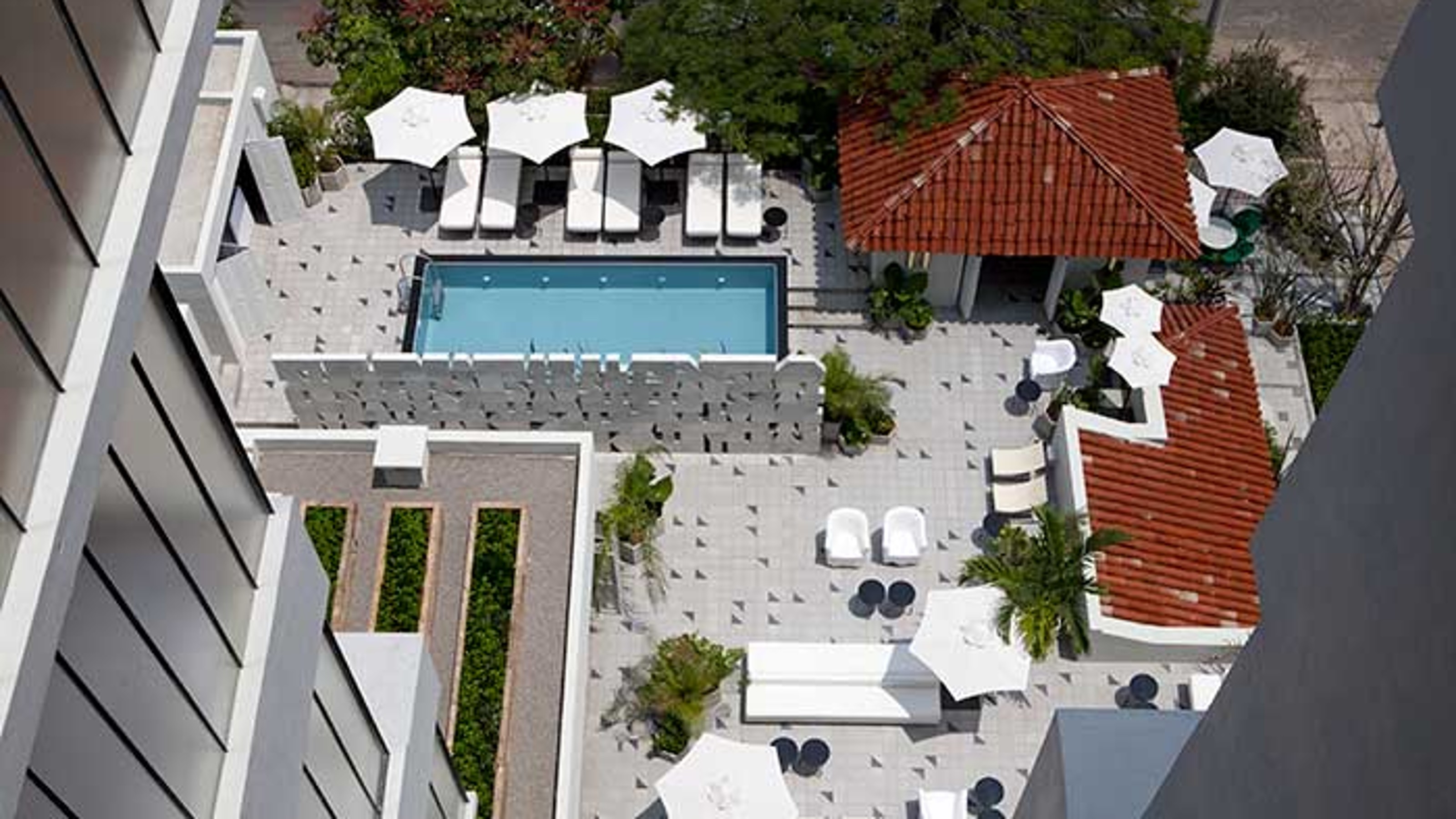 Casa Fayette, outdoor area with pool from a bird's eye view