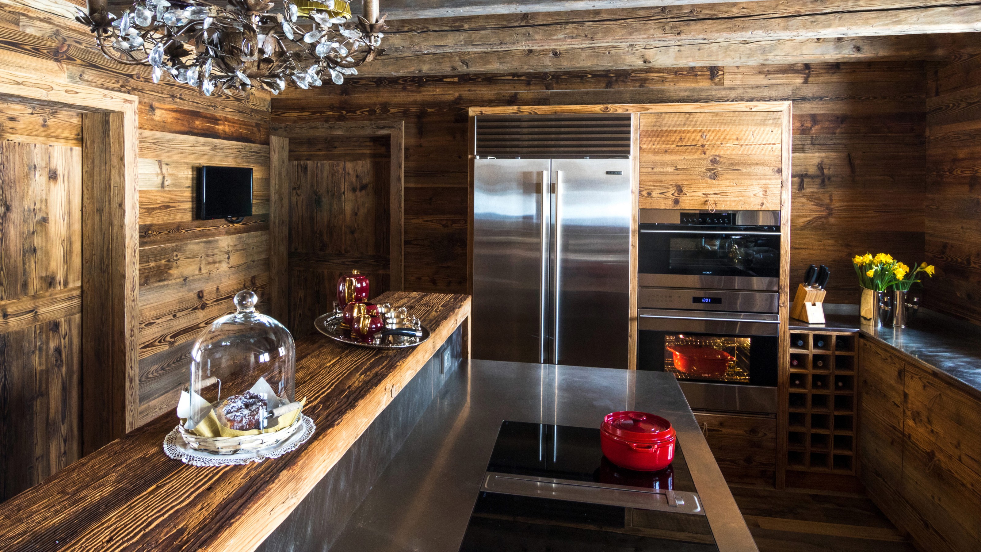 Chalet am Mont Blanc, Gebäudeansicht von innen, Küche