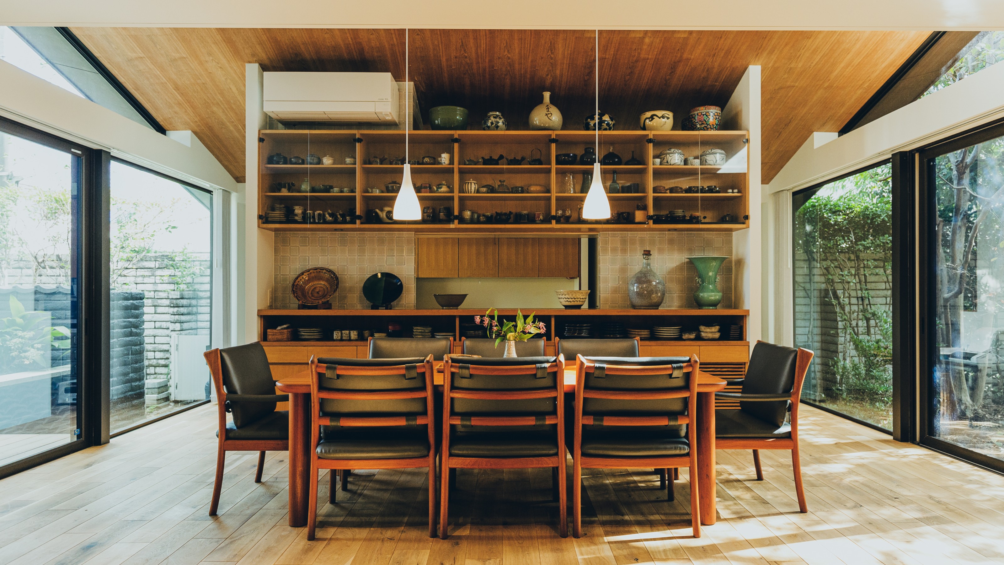 House of Reminiscence, kitchen with dining area