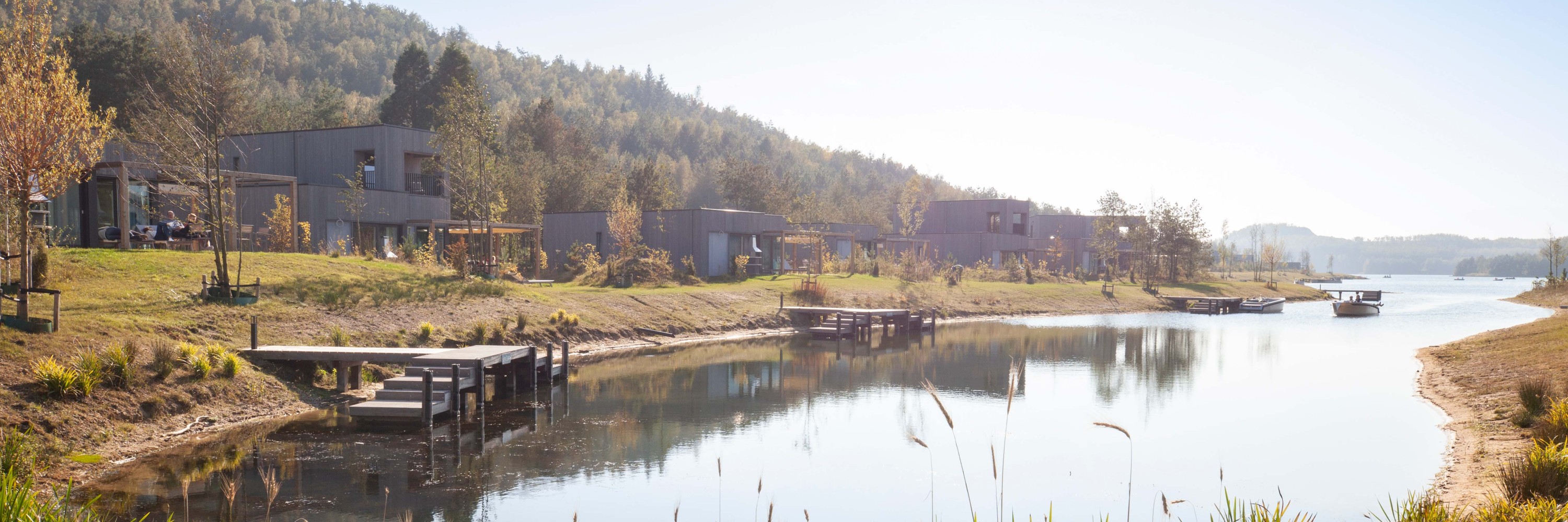 Terhills Resort – detached holiday homes right next to the lake. (Image source: Duravit AG)