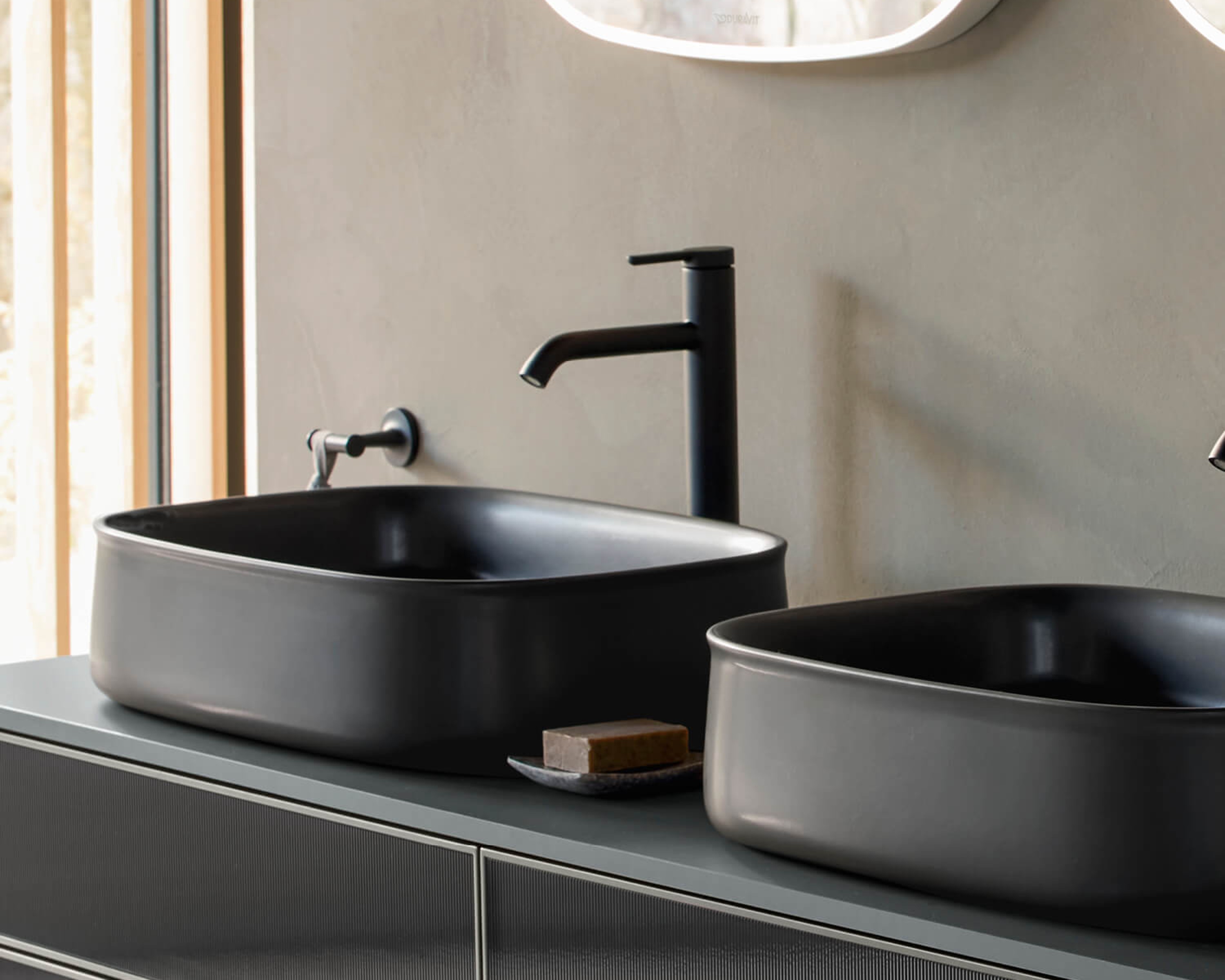 Zencha Aufsatzbecken in Schwarz matt