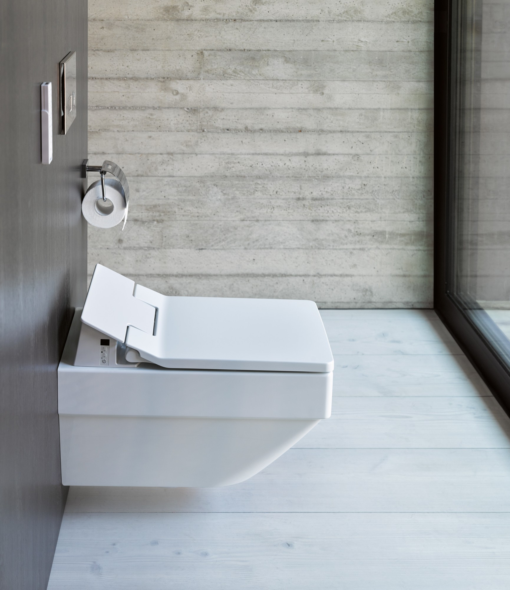 Duravit Vero Air toilet in a narrow bathroom with tiles