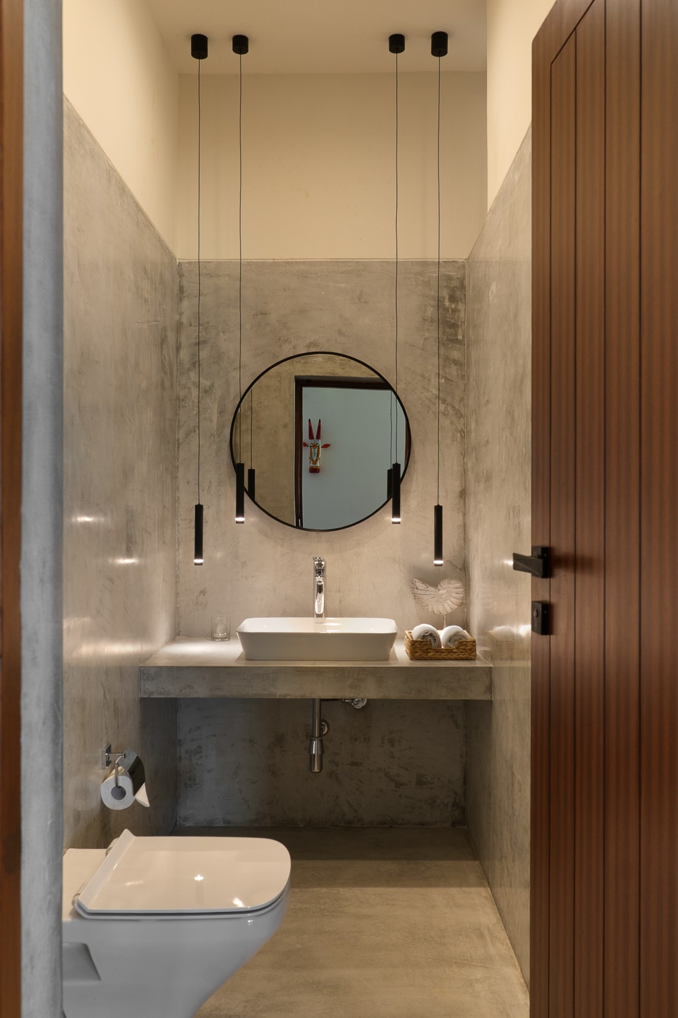 Bathroom in the Villa Del Sol with Cape Cod washbasin by Duravit